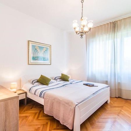 Villa Amalija - Apartment Amy 梅杜林 外观 照片